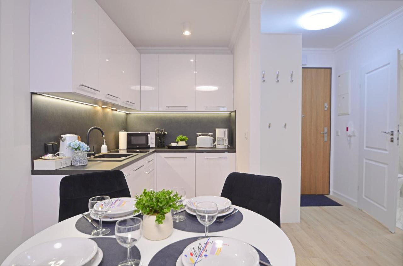 Apartamenty Bryza - Osiedle Sun Towers 38-39, Parking W Garazu 슈비노우이스쳬 외부 사진