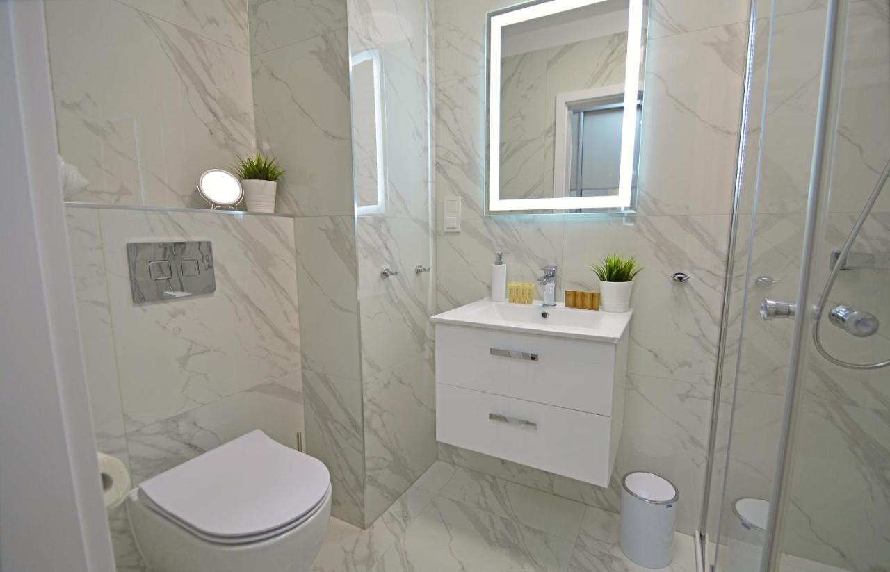 Apartamenty Bryza - Osiedle Sun Towers 38-39, Parking W Garazu 슈비노우이스쳬 외부 사진